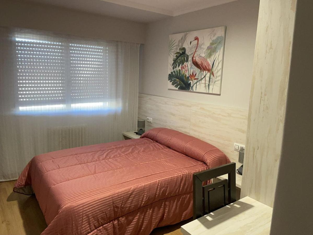Hostal Cid Оренсе Екстер'єр фото