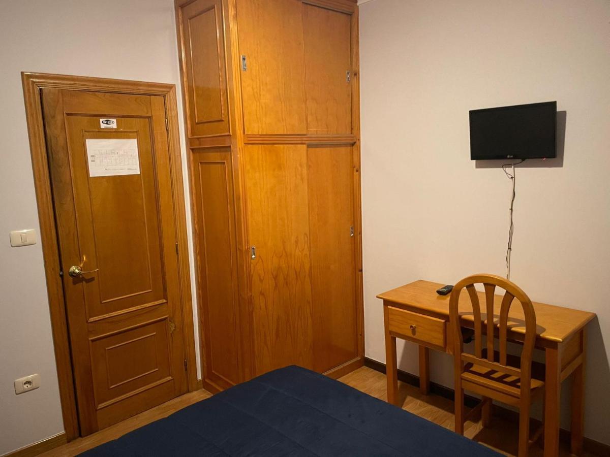 Hostal Cid Оренсе Екстер'єр фото